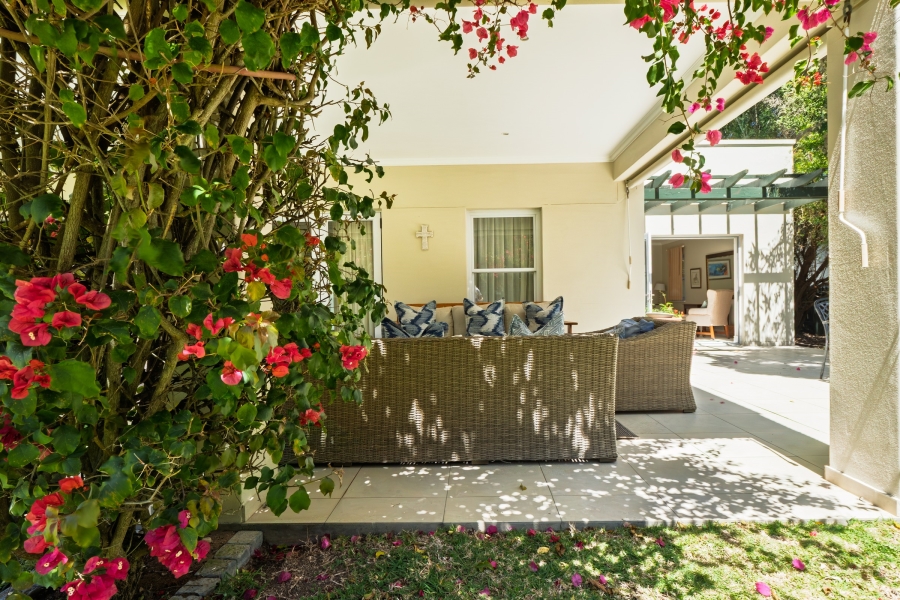 4 Bedroom Property for Sale in Leisure Isle Western Cape